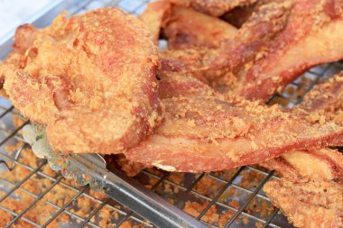 çizgili domuz kızarmış sarımsak Market