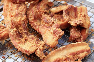 çizgili domuz kızarmış sarımsak Market