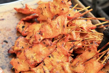 Bar-BQ veya barbekü ızgara et