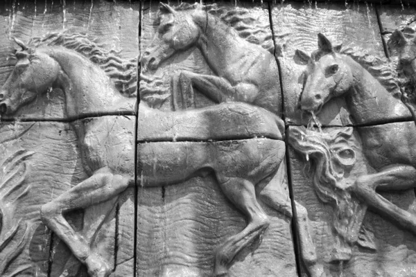 Estatua de caballo viejo en Tailandia —  Fotos de Stock