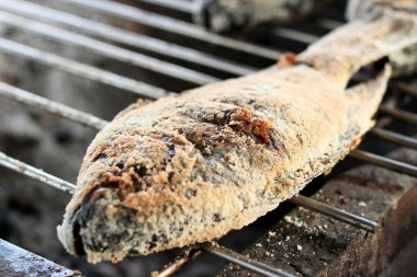 Barbekü balık pazarında