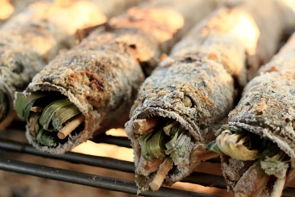 Ikan BBQ di pasar — Stok Foto
