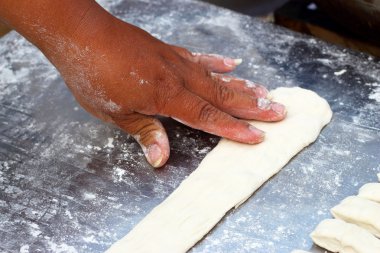 kızartılmış hamur sopa içinde belgili tanımlık çarşı