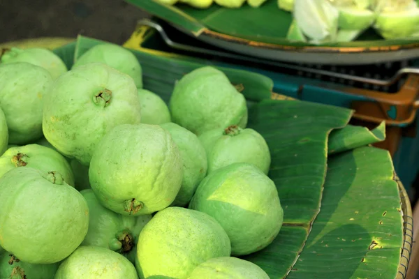 Guava frutta nel mercato — Foto Stock