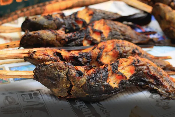 Grilled fish in the market — Stock Photo, Image