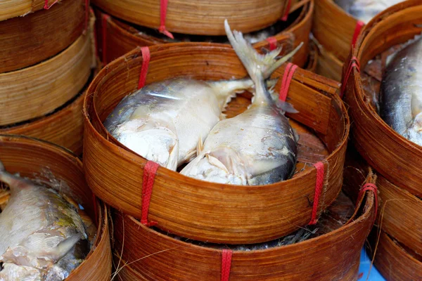 Peixes de sarda no mercado — Fotografia de Stock