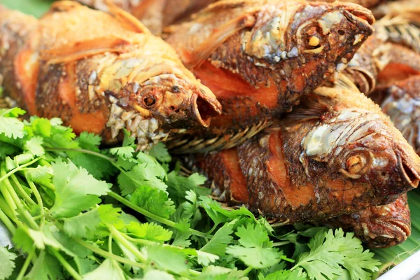 Fish fried in the market — Stock Photo, Image