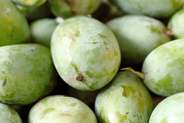 Frukten mango i marknaden — Stockfoto