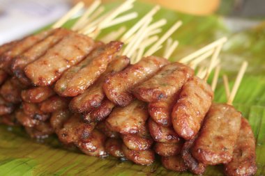 Bar-BQ veya barbekü ızgara et