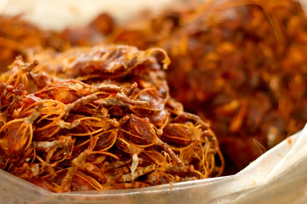 Frutas de tamarindo maduras no mercado — Fotografia de Stock