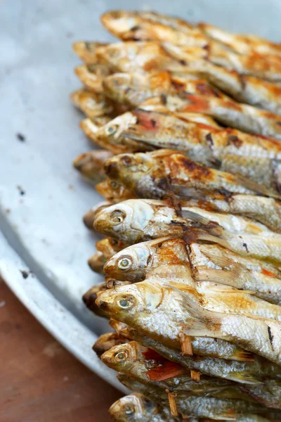 Grilled fish in the market — Stock Photo, Image