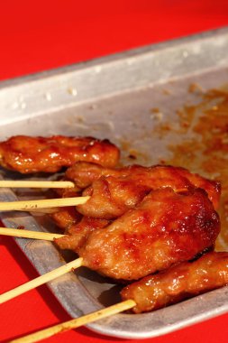 Bar-BQ veya barbekü ızgara et