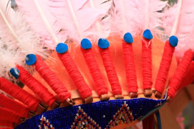 yerli Kızılderili şefi headdress