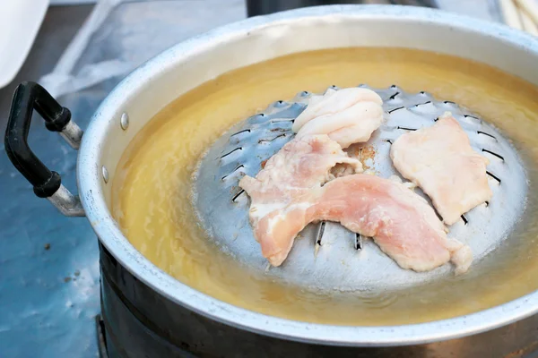 Porco grelhado em uma panela - bbq Coréia . — Fotografia de Stock