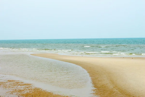 Barevné mořské pláži v tropických Thajsko. — Stock fotografie