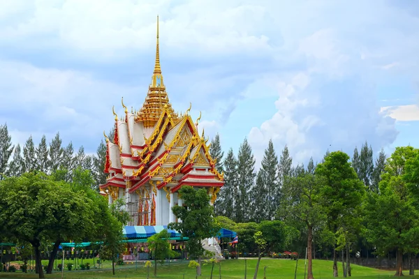 Sculpture measuring - Wat Thai — Stock Photo, Image