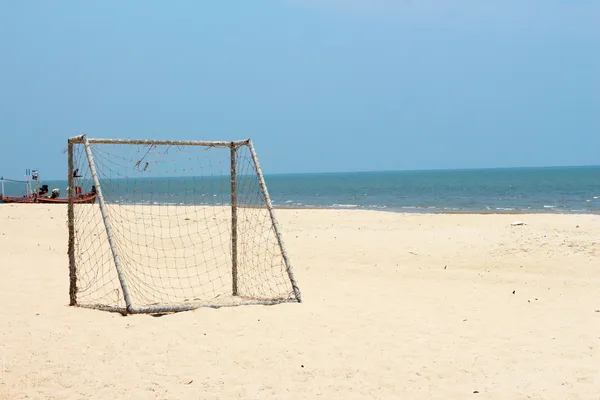 Praias do mar o objetivo de futebol areia — Fotografia de Stock