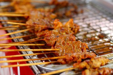 Bar-BQ veya barbekü ızgara et