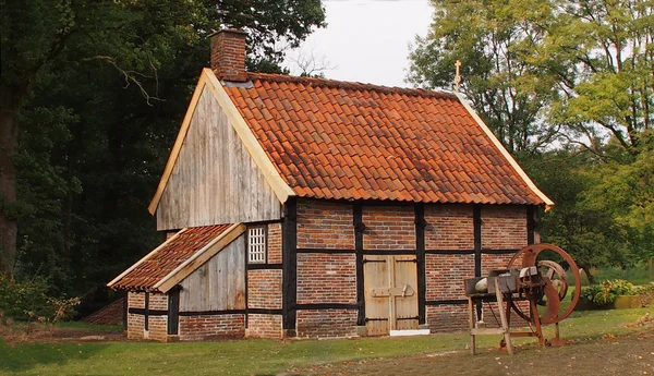 tipik eski Hollandalı ahırı