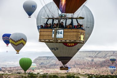 Kapadokya, Göreme, Türkiye uçan balonlar,