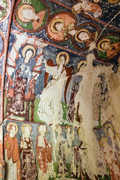 Fresky v jeskyni ortodoxní kostel el nazar, Kappadokie, Turecko — Stock fotografie