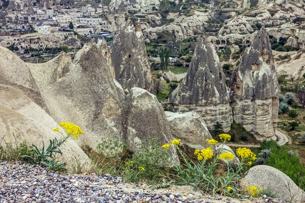 Mountain landscape in Cappadocia, Turkey — Stock Photo, Image