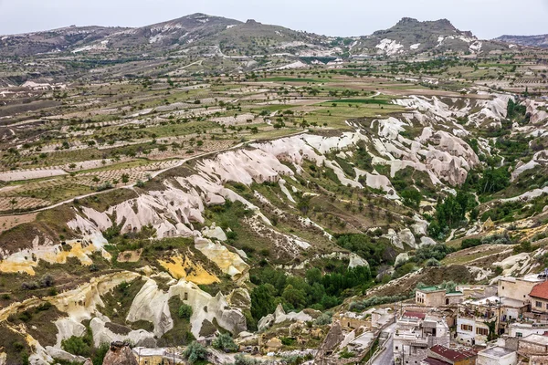 Ορεινό τοπίο, το Γκιόρεμε, Καππαδοκία, Τουρκία — Φωτογραφία Αρχείου