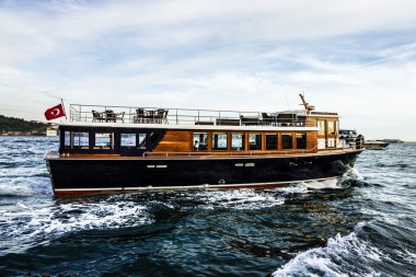 Motorlu tekne ve deniz açık, Boğaziçi, istanbul, Türkiye