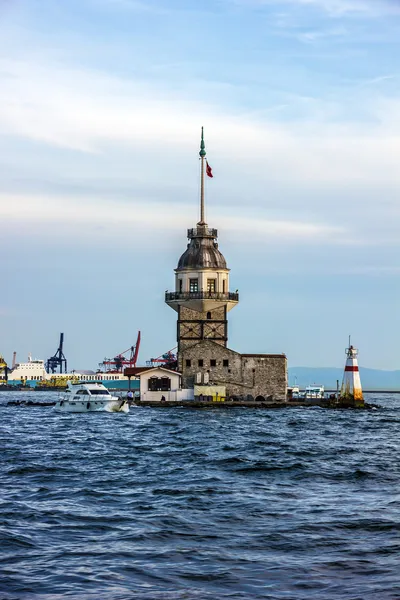 De Maiden 's Tower in Istanbul, Turkije — Stockfoto