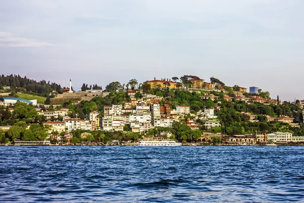 Istanbul deniz kıyısında, Türkiye'nin Panoraması. — Stockfoto