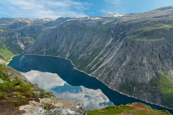 Ringedalsvatnet Horské Jezero Panorama Blízkosti Trolltunga Norsko — Stock fotografie