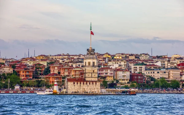 イスタンブールトルコ乙女の塔 — ストック写真