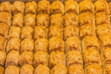 Baklava - Türkiye 'de geleneksel tatlı hamur işleri, Türk lezzetleri