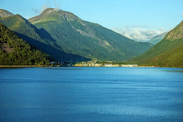 Seascape Mountains Geiranger Norsko — Stock fotografie