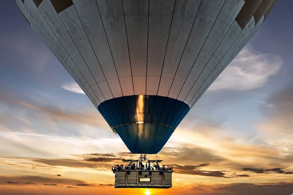 Balon Ogrzane Powietrze Niebie — Zdjęcie stockowe