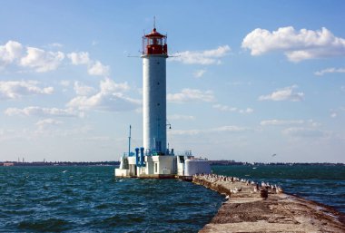 Odessa Limanı, Ukrayna 'daki eski Vorontsov deniz feneri.