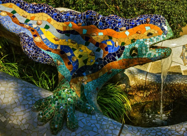 Barcelona Spain May 2022 Lizard Mosaic Sculpture Park Guell — Stock Photo, Image