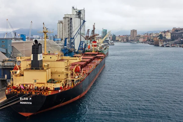 Savona Italy Dec 2022 Cargo Ship Eleni Sea Port Bulk — Foto Stock