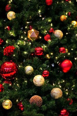 Arka plan olarak Noel ağacı süslemesi