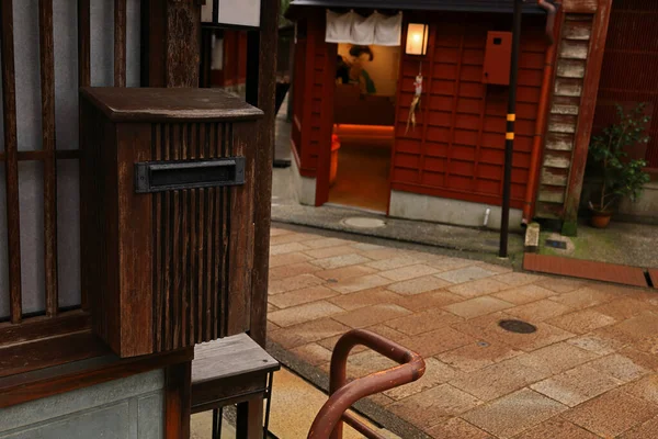 Starožitná Dřevěná Poštovní Schránka Rohu Čtvrti Kanazawa Higashi Chaya — Stock fotografie