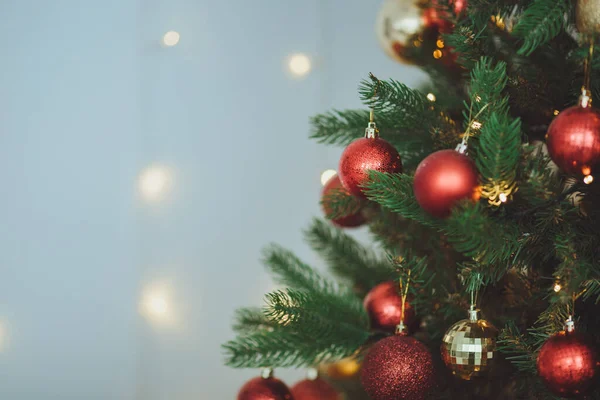 Χριστουγεννιάτικο Φόντο Χριστουγεννιάτικο Δέντρο Παιχνίδια Και Γιρλάντες Royalty Free Εικόνες Αρχείου