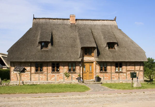 Small old house — Stock Photo, Image