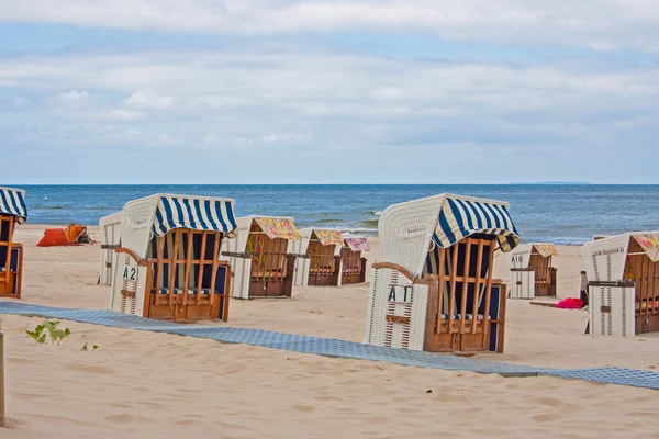 Cadeiras de praia, mar baltico — Fotografia de Stock