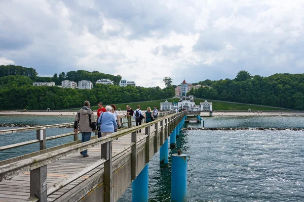 Selliner Seebrücke, diving gondola — Stock fotografie