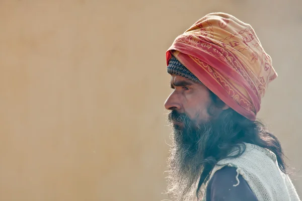 Nepali brahman under maggy festival i Gabbe, nepal — Stockfoto