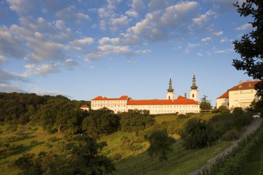 Monasterio de Strahov en amanecer, Praga, Chequia