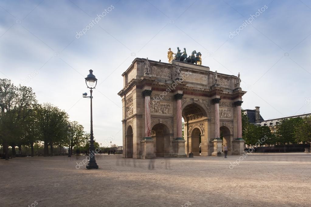 Triumphal Arch (Arc de Triomphe du Carrousel) close to Louvre, P