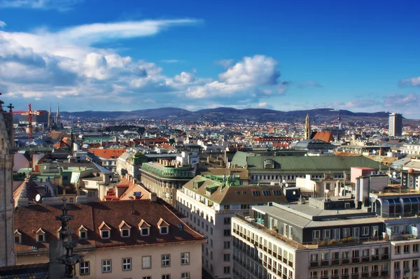 Flygfoto över Wien från Stephandoms norra tornet — Stockfoto