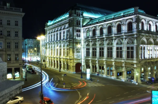 Teatro dell'Opera di Vienna di notte — Foto Stock