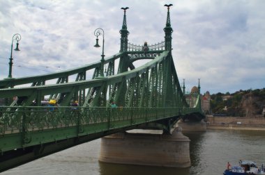 Budapeşte 'de özgürlük köprüsü